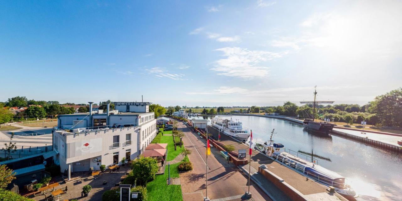 Hafenhotel Pommernyacht Иккермюнде Экстерьер фото