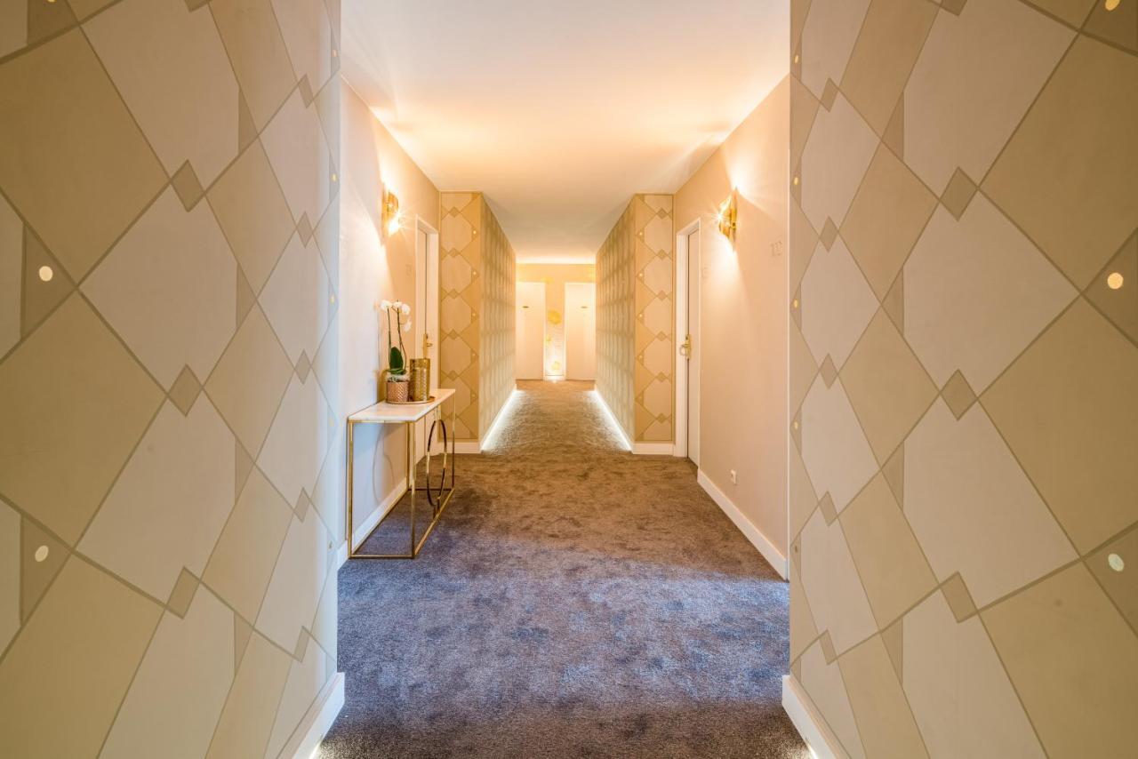 Hafenhotel Pommernyacht Иккермюнде Экстерьер фото